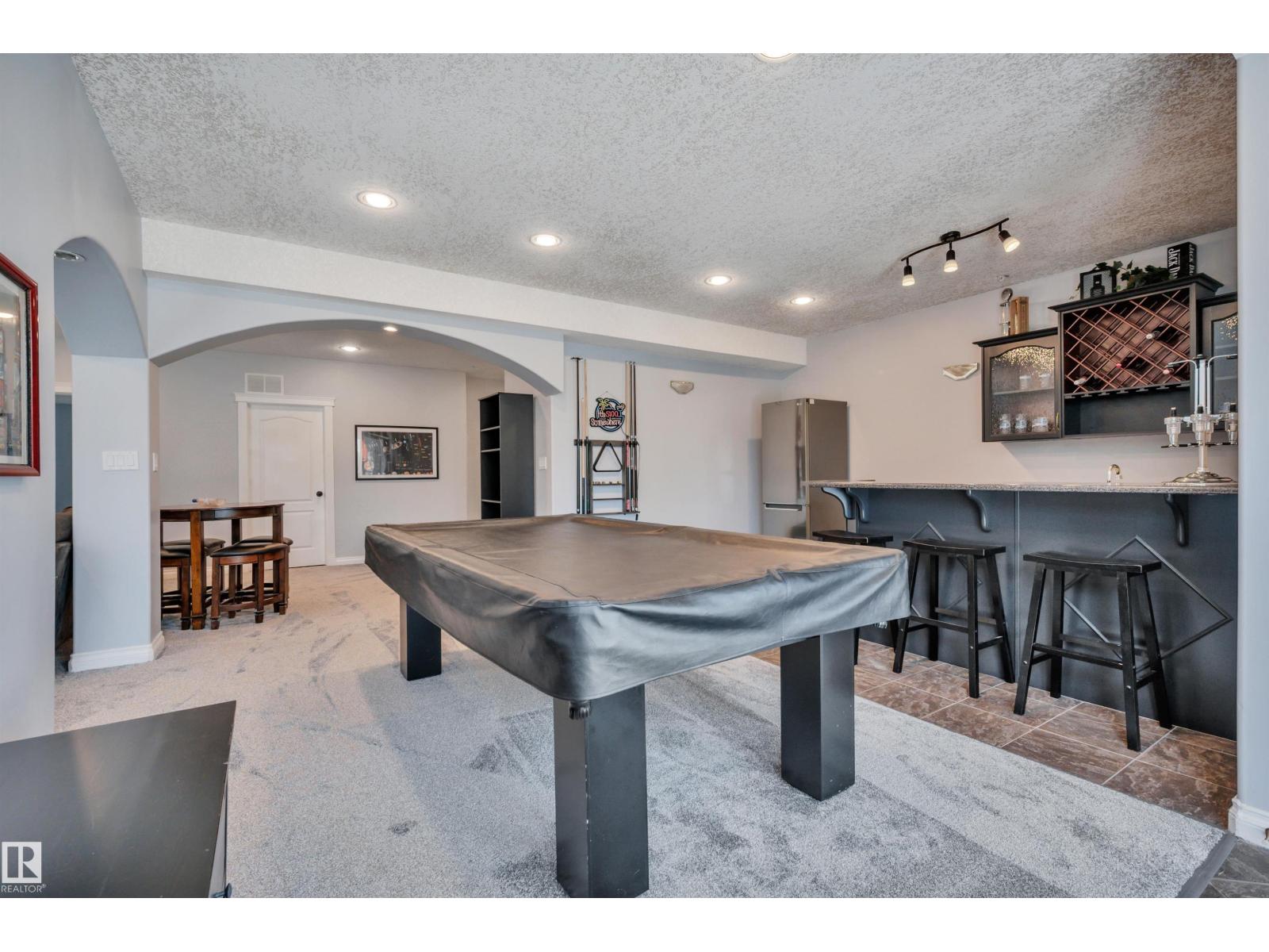 #179 52304 RGE ROAD 233 - 45