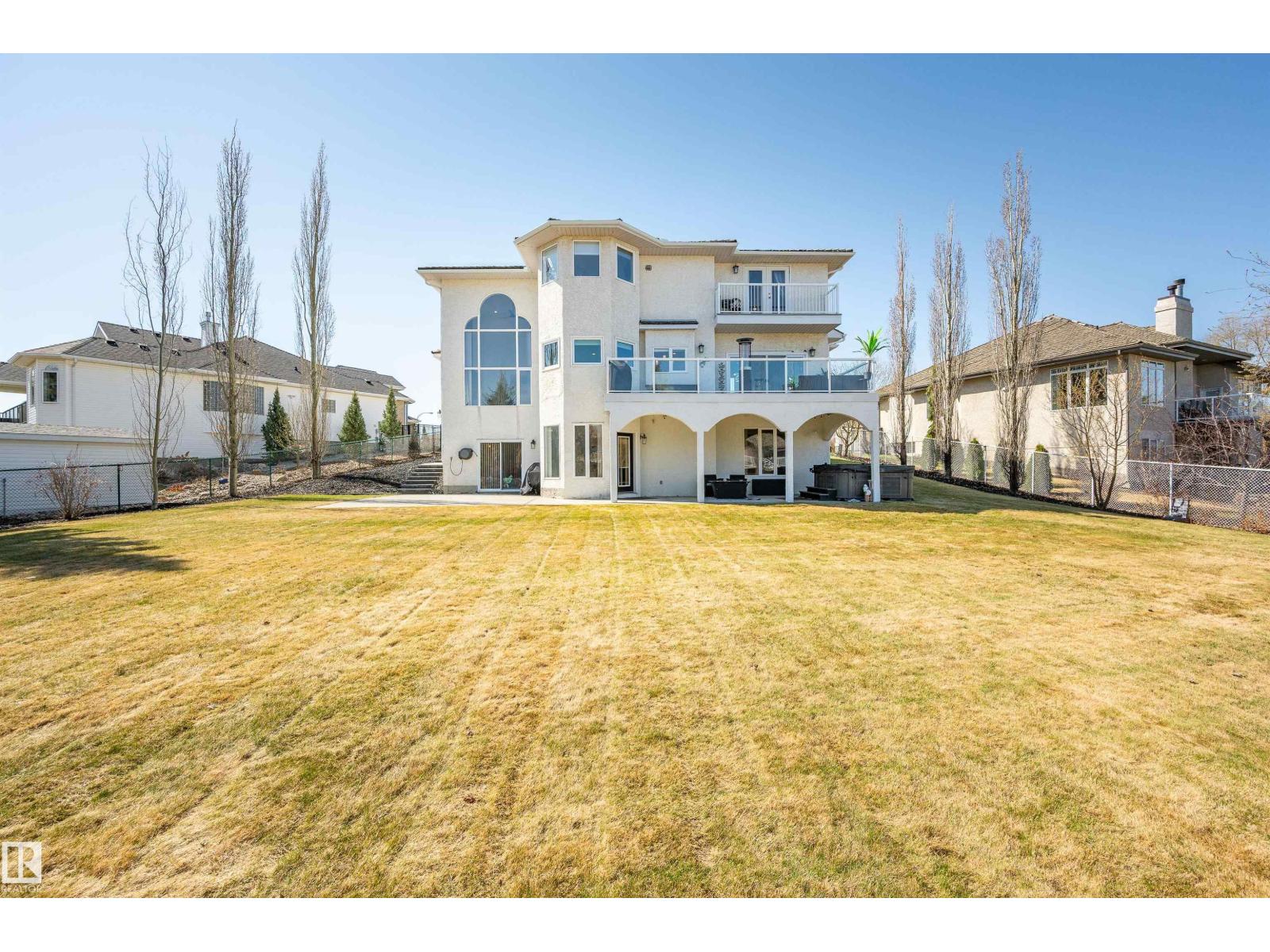 #179 52304 RGE ROAD 233 - 55