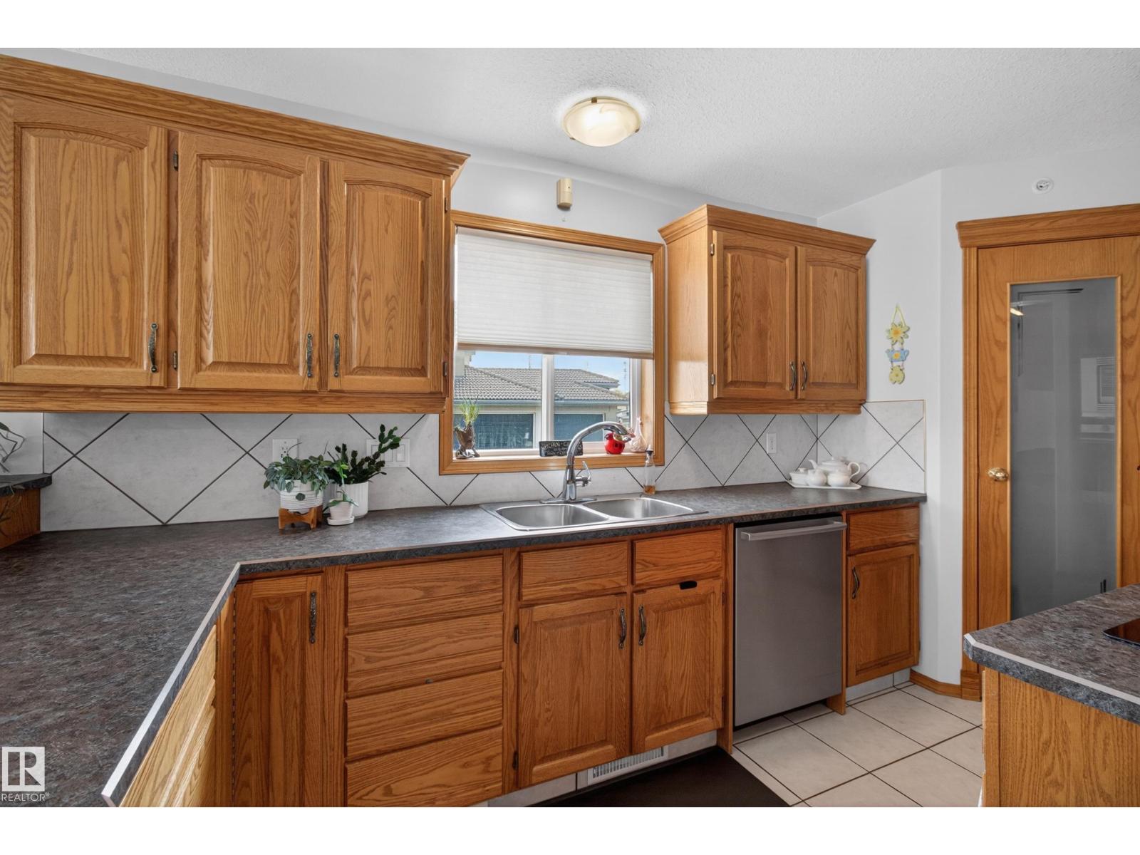 26 52304 RGE RD 233 - 17