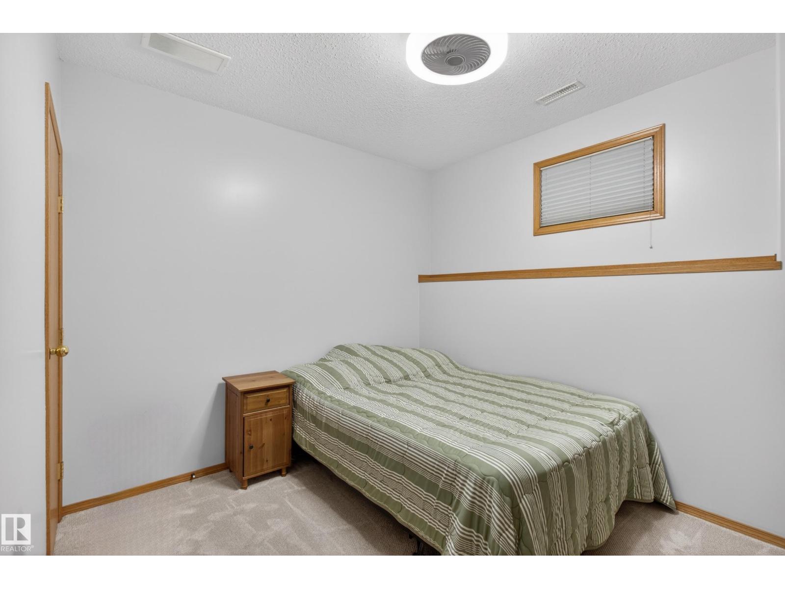 26 52304 RGE RD 233 - 40