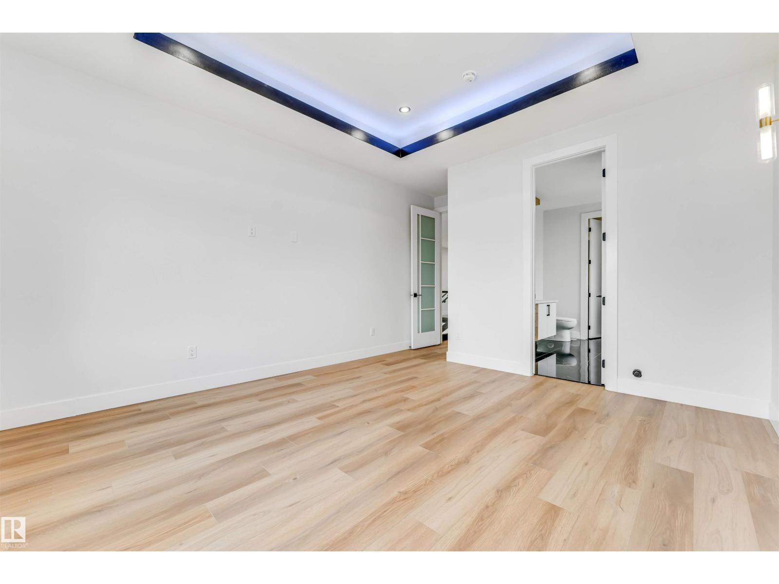 6250 19 ST NE - 19