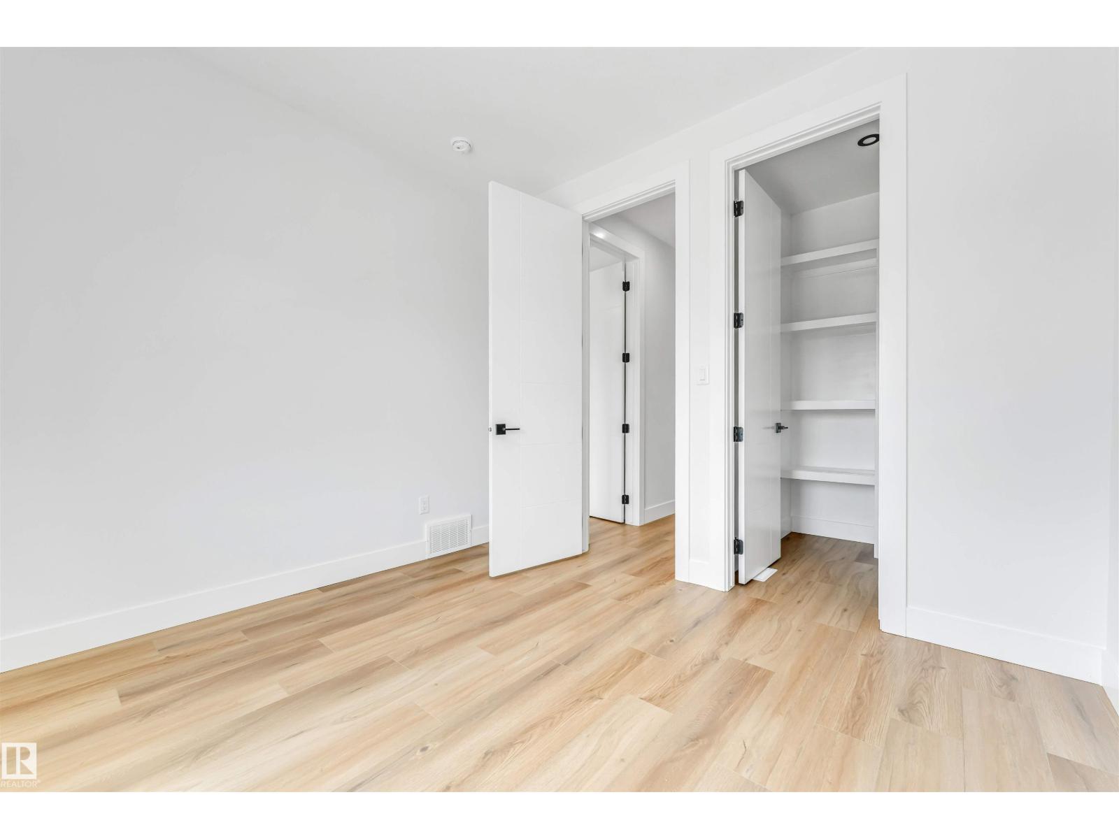 6250 19 ST NE - 46