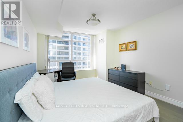 #1209 880 GRANDVIEW WAY - 16