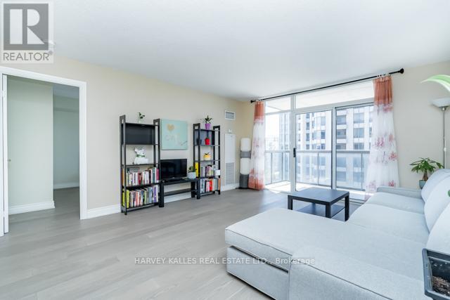 #1209 880 GRANDVIEW WAY - 7