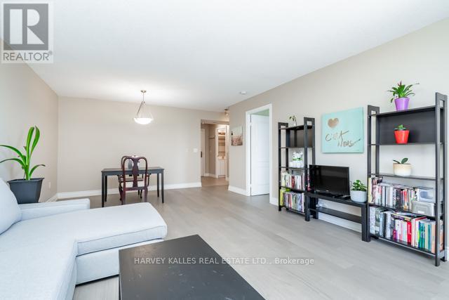 #1209 880 GRANDVIEW WAY - 8