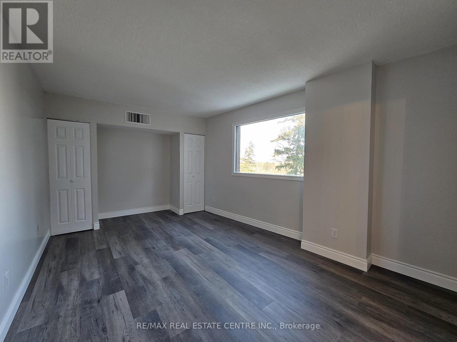 #508 260 SHELDON AVENUE N - 9