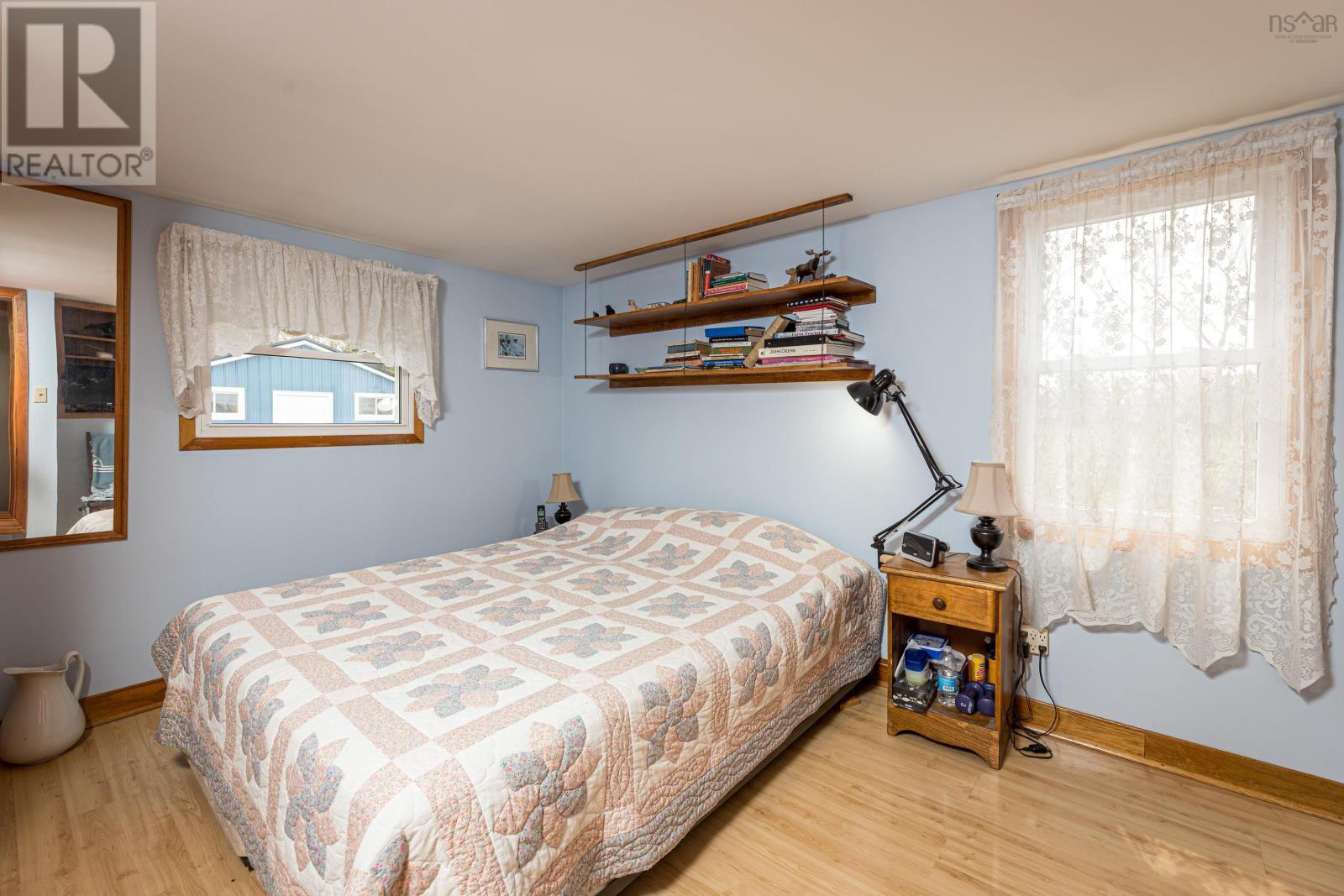21141 Highway 2 - 16