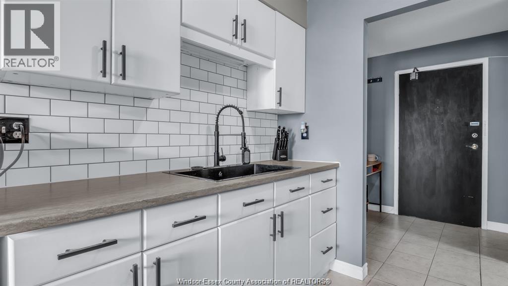 #702 150 Park STREET - 12
