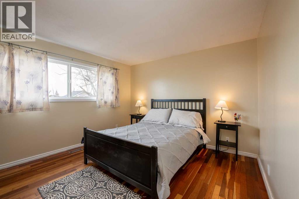 139 Laval Boulevard W - 15