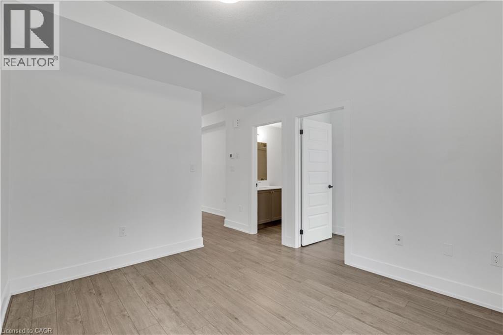 #61 99 ROGER Street - 13