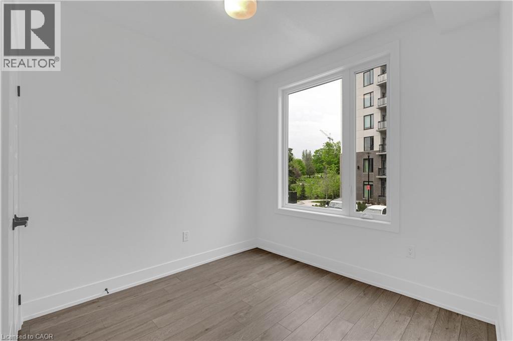 #61 99 ROGER Street - 15