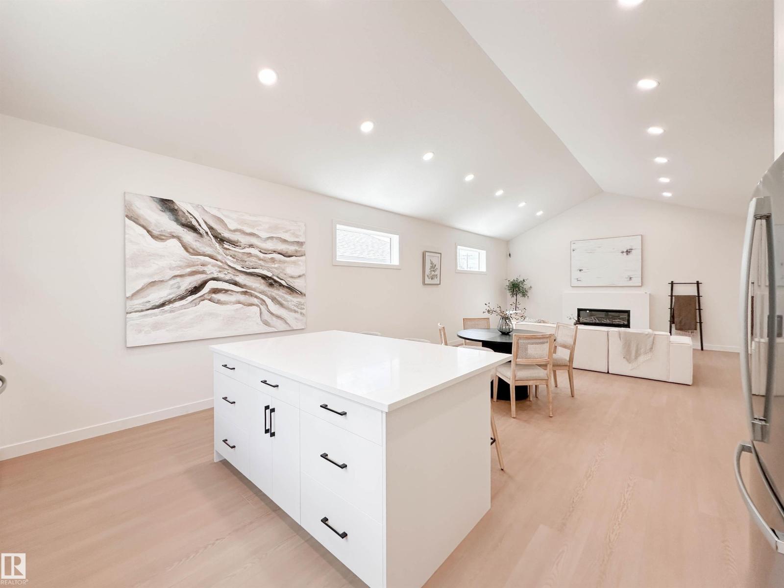 12342 131 ST NW - 12