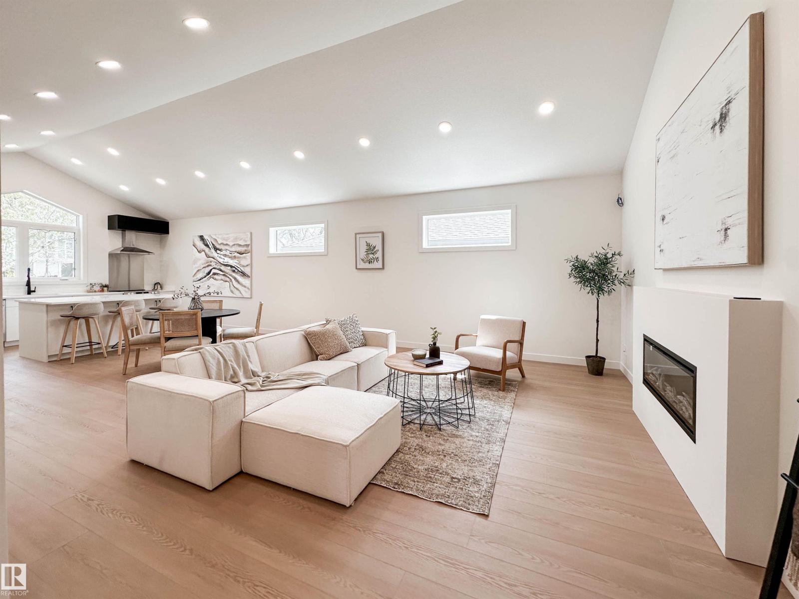 12342 131 ST NW - 22
