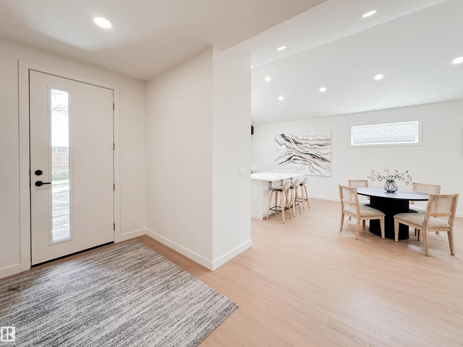 12342 131 ST NW - 4