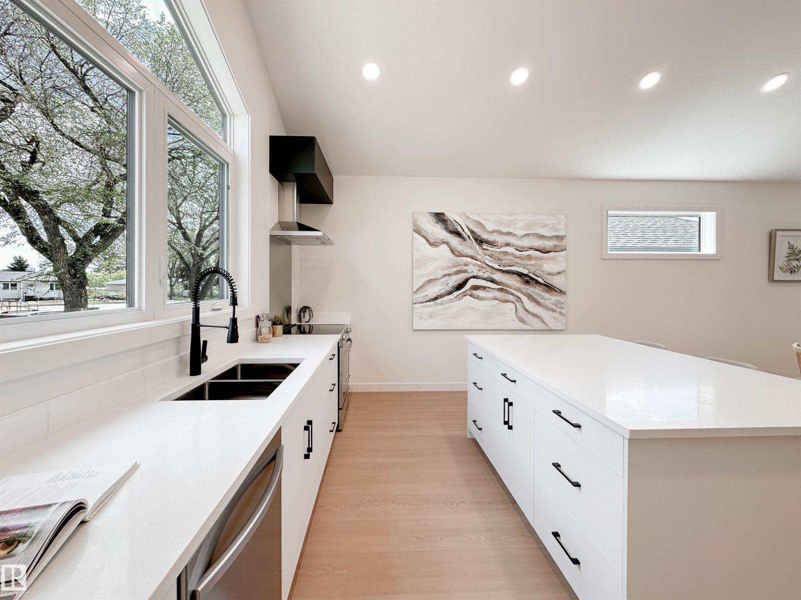 12342 131 ST NW - 11