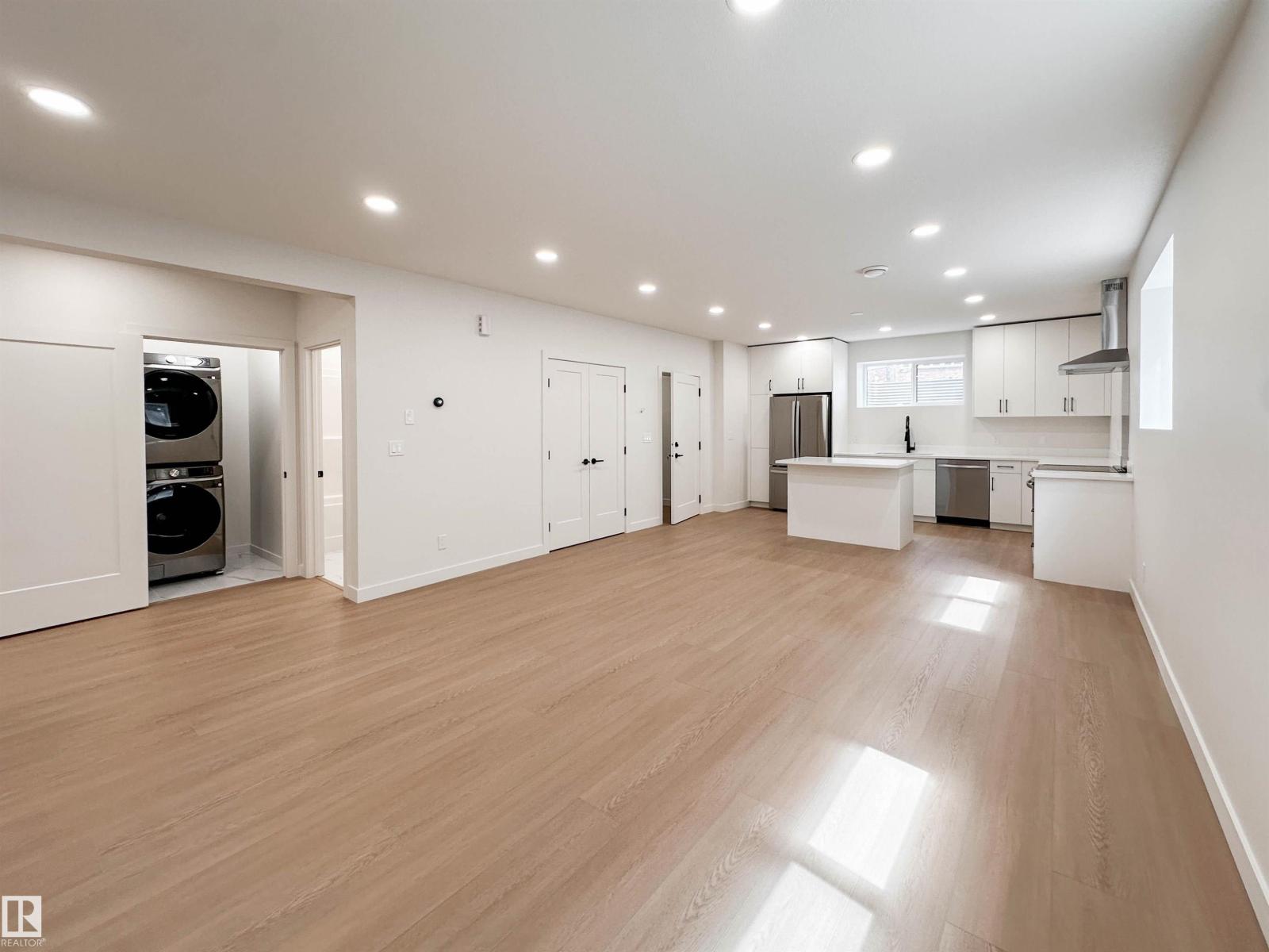 12342 131 ST NW - 39