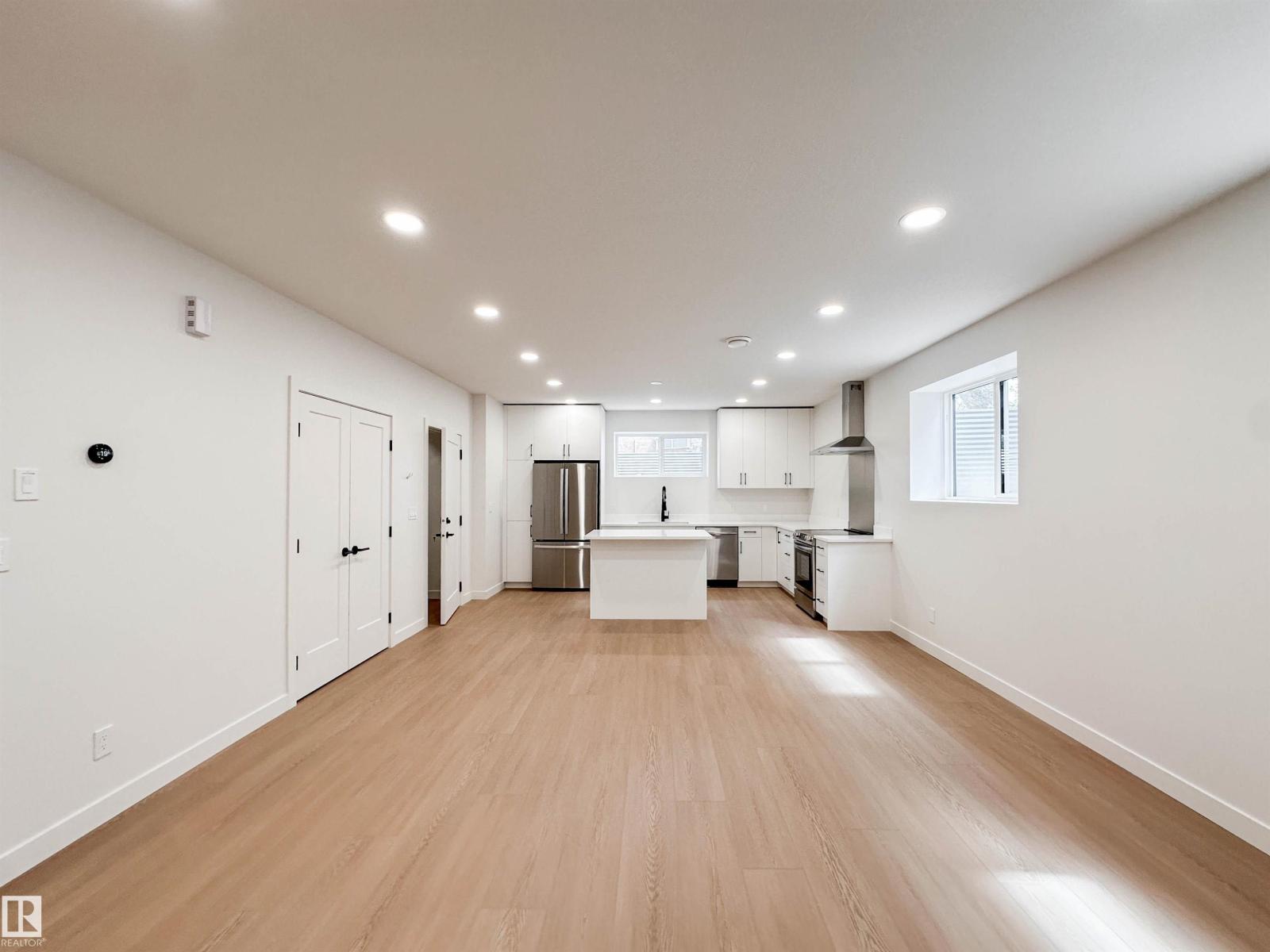 12342 131 ST NW - 40