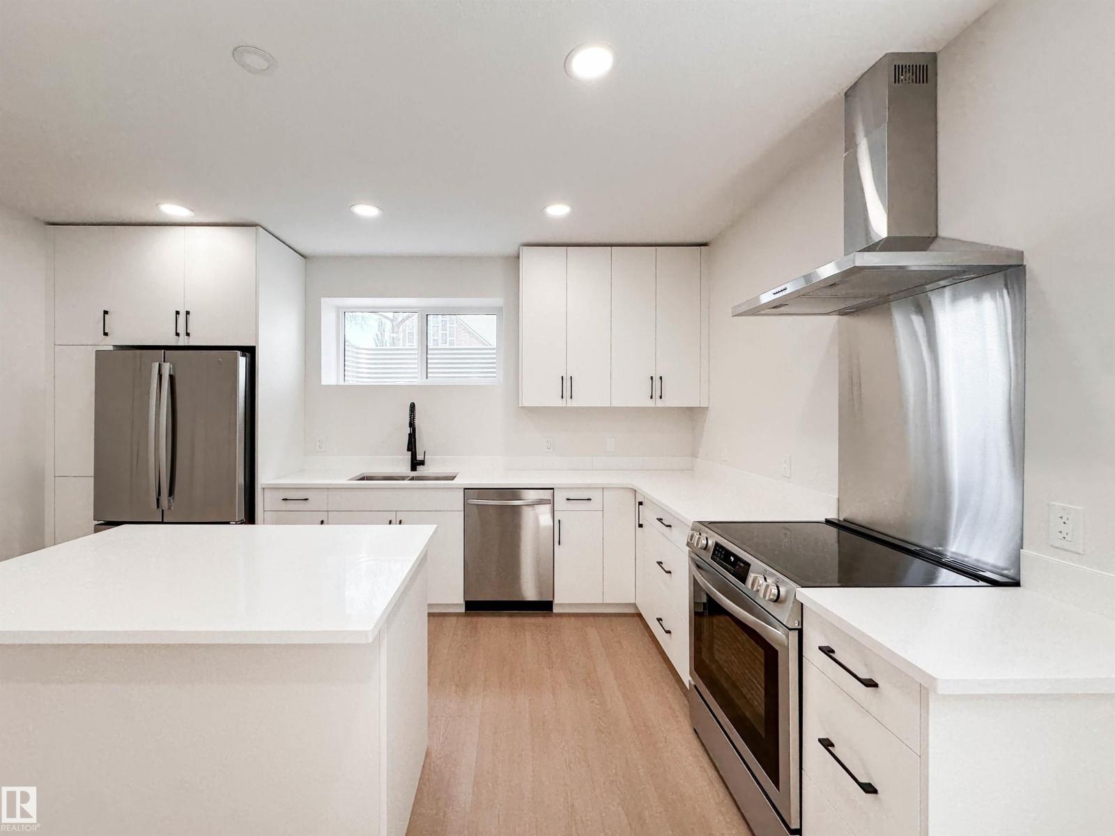 12342 131 ST NW - 48