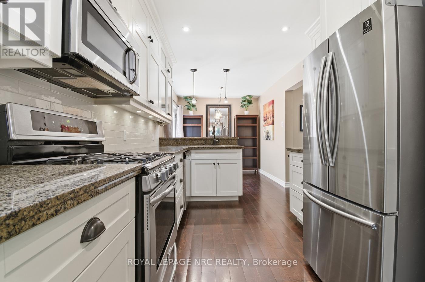 2 MEADOWBROOK LANE - 13