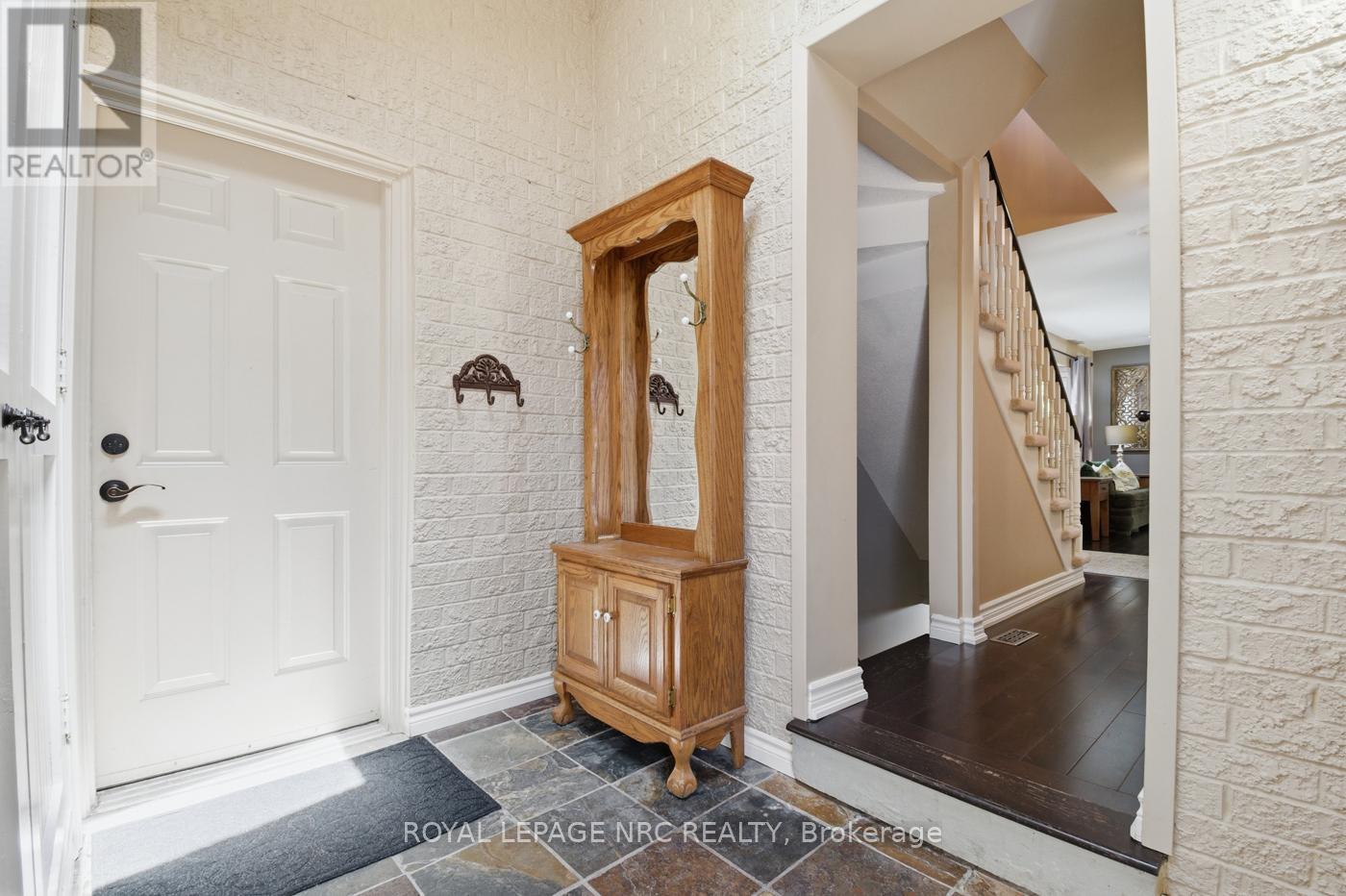 2 MEADOWBROOK LANE - 19