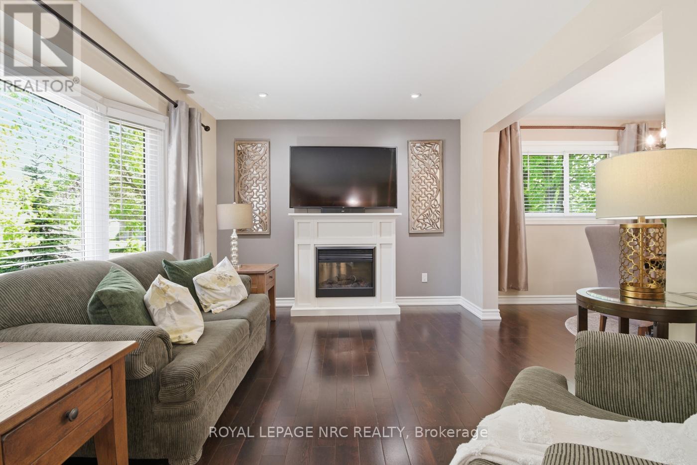 2 MEADOWBROOK LANE - 7