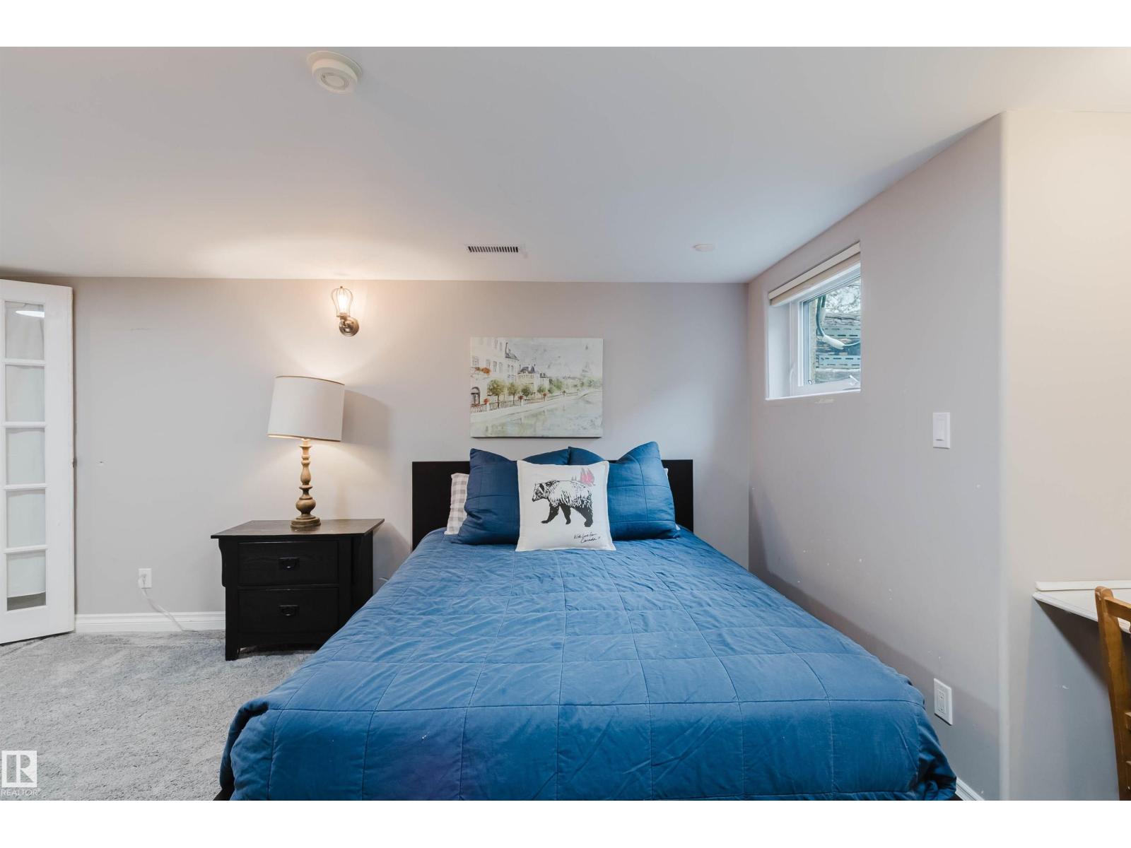 18 HUNTER CT - 51
