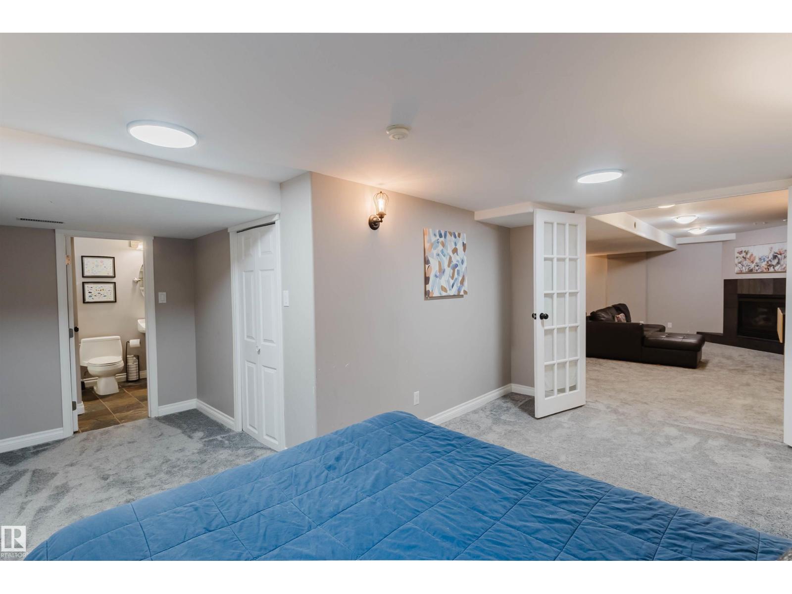 18 HUNTER CT - 52