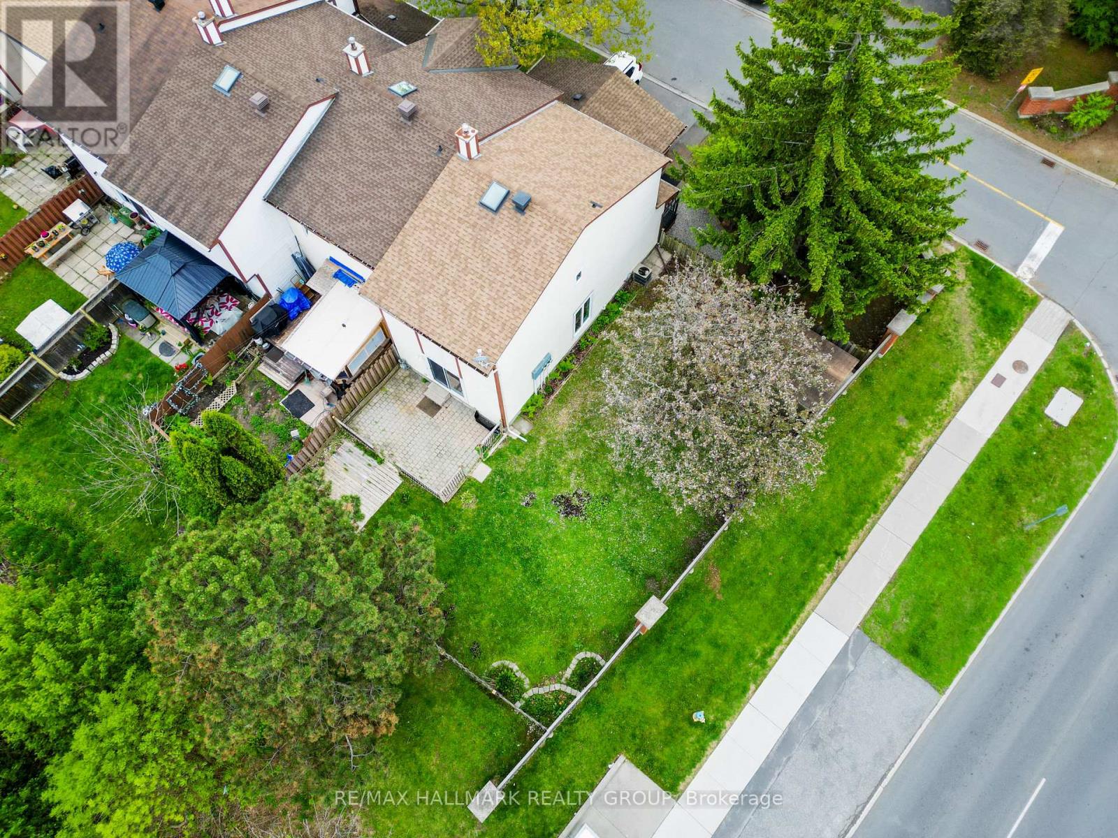 1083 MILLWOOD COURT - 44
