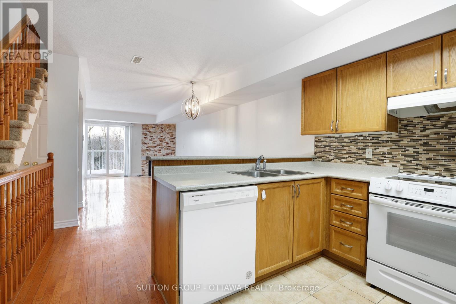 115 TALL PINES PRIVATE - 18