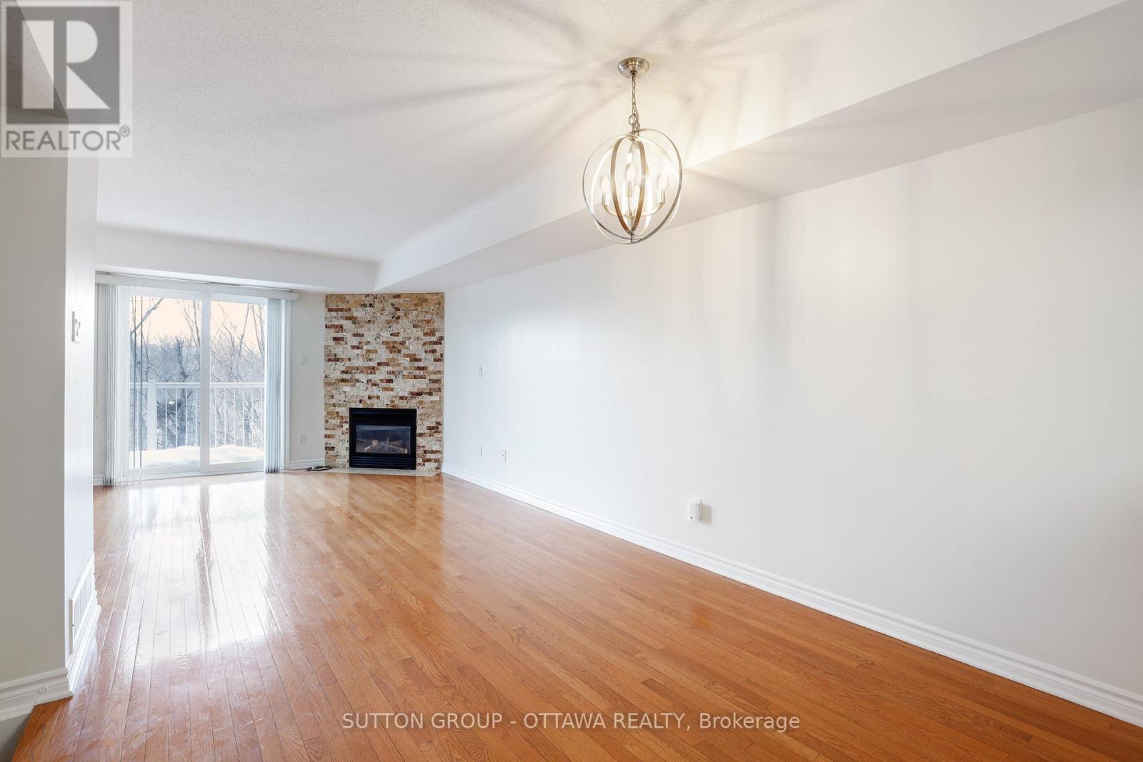 115 TALL PINES PRIVATE - 7