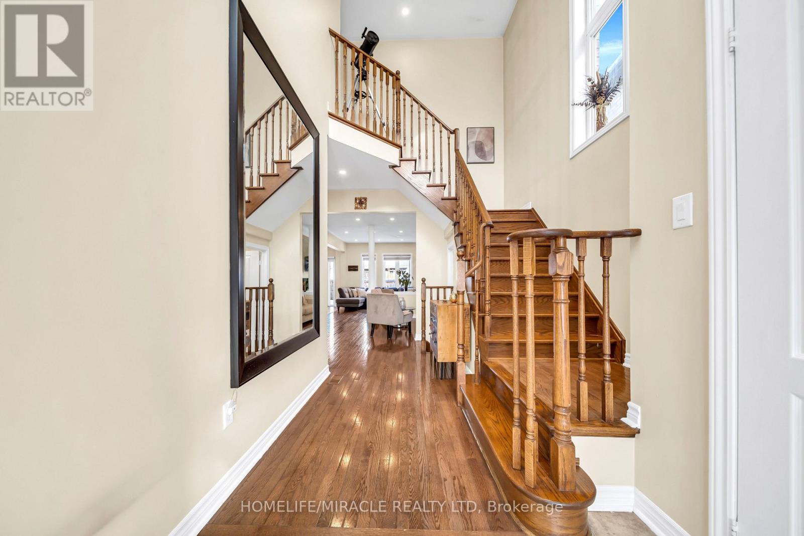 4 TEMPLETON COURT - 7