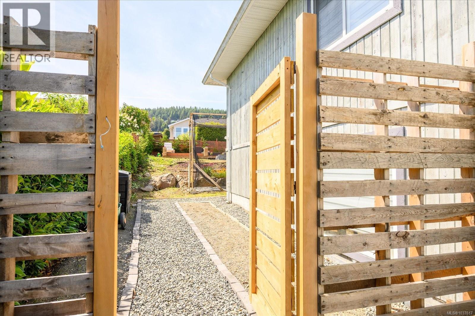 131 Sandpiper Pl, Nanaimo