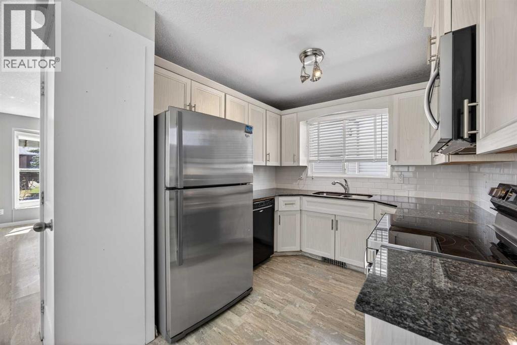 84 Macewan Glen Way NW - 22