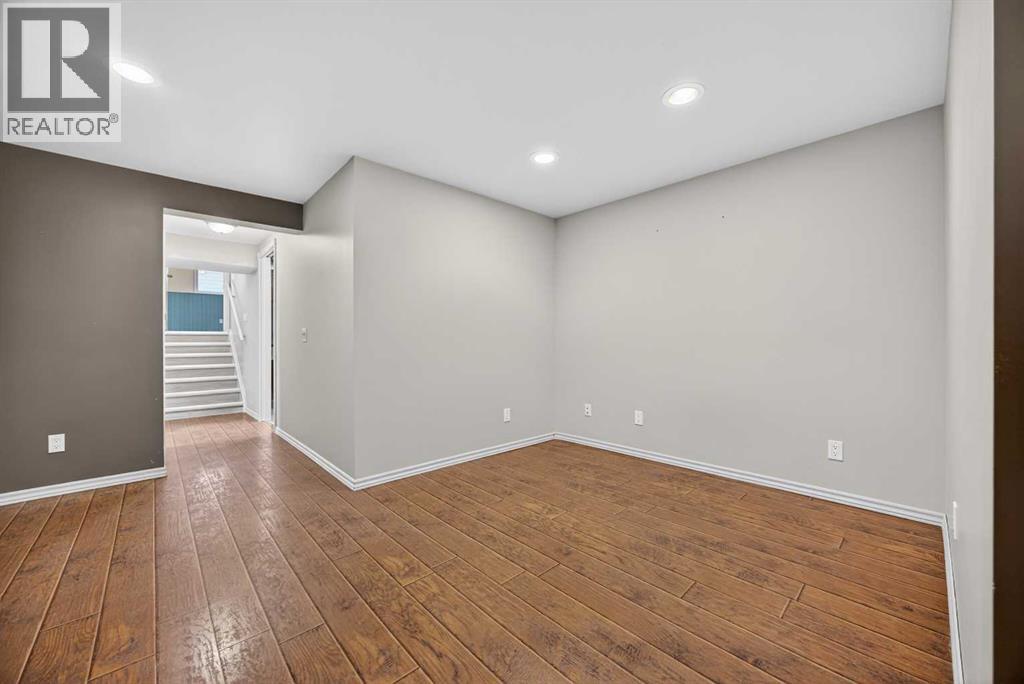 84 Macewan Glen Way NW - 37
