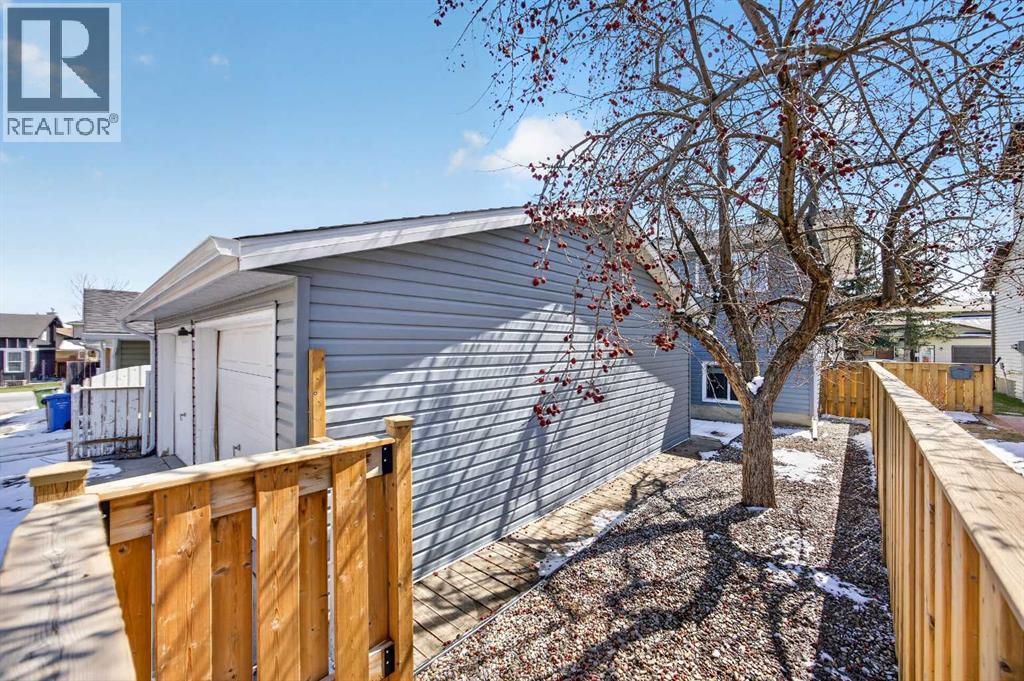 84 Macewan Glen Way NW - 46