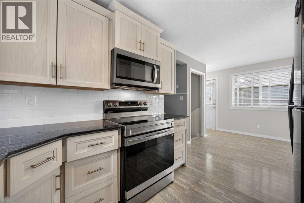 84 Macewan Glen Way NW - 21