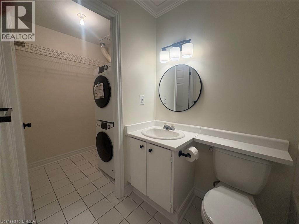 36 HAYHURST Road Unit# 110, Brantford, Ontario, N3R6Y9 — Photo 5