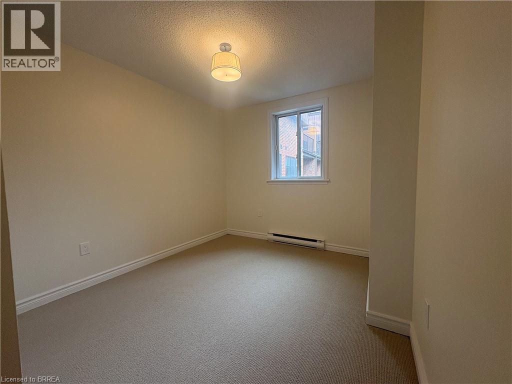 36 HAYHURST Road Unit# 110, Brantford, Ontario, N3R6Y9 — Photo 14