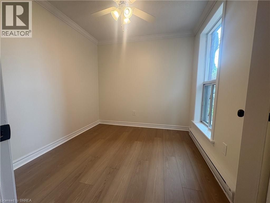 36 HAYHURST Road Unit# 110, Brantford, Ontario, N3R6Y9 — Photo 4