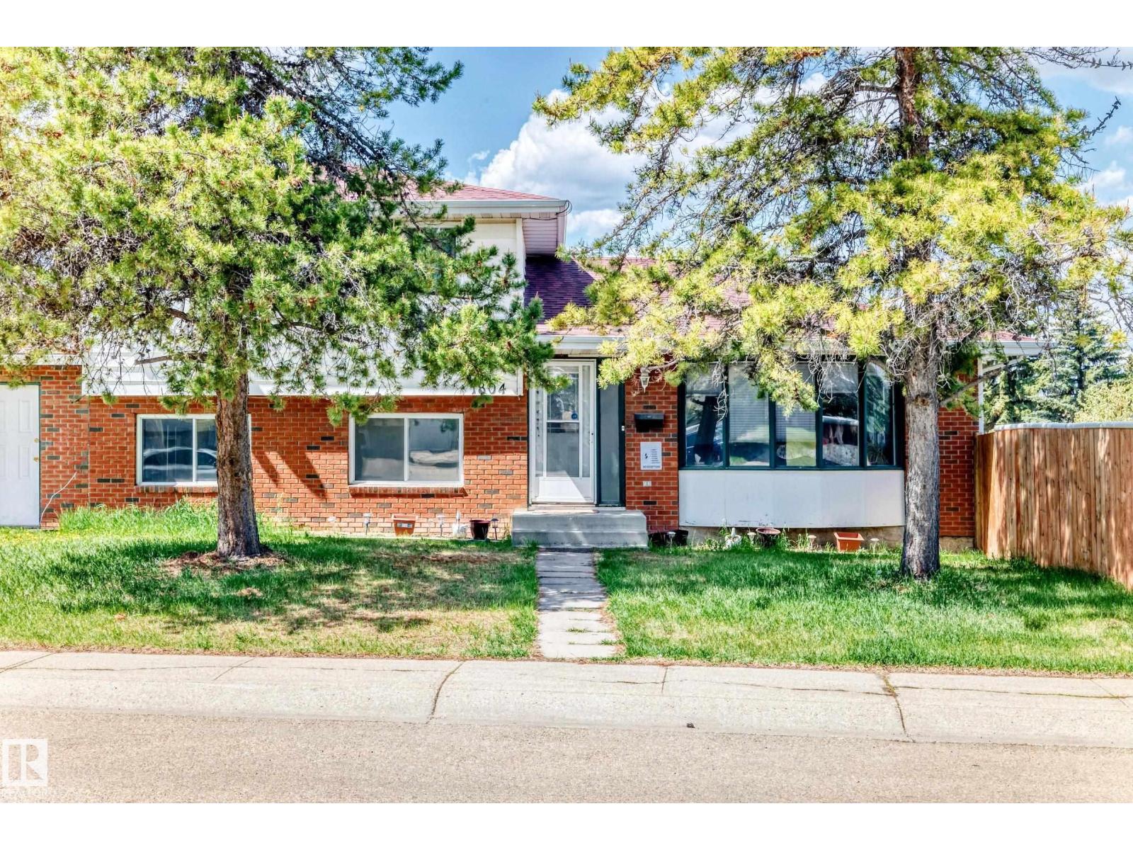 1804 51 ST NW NW - Image 2