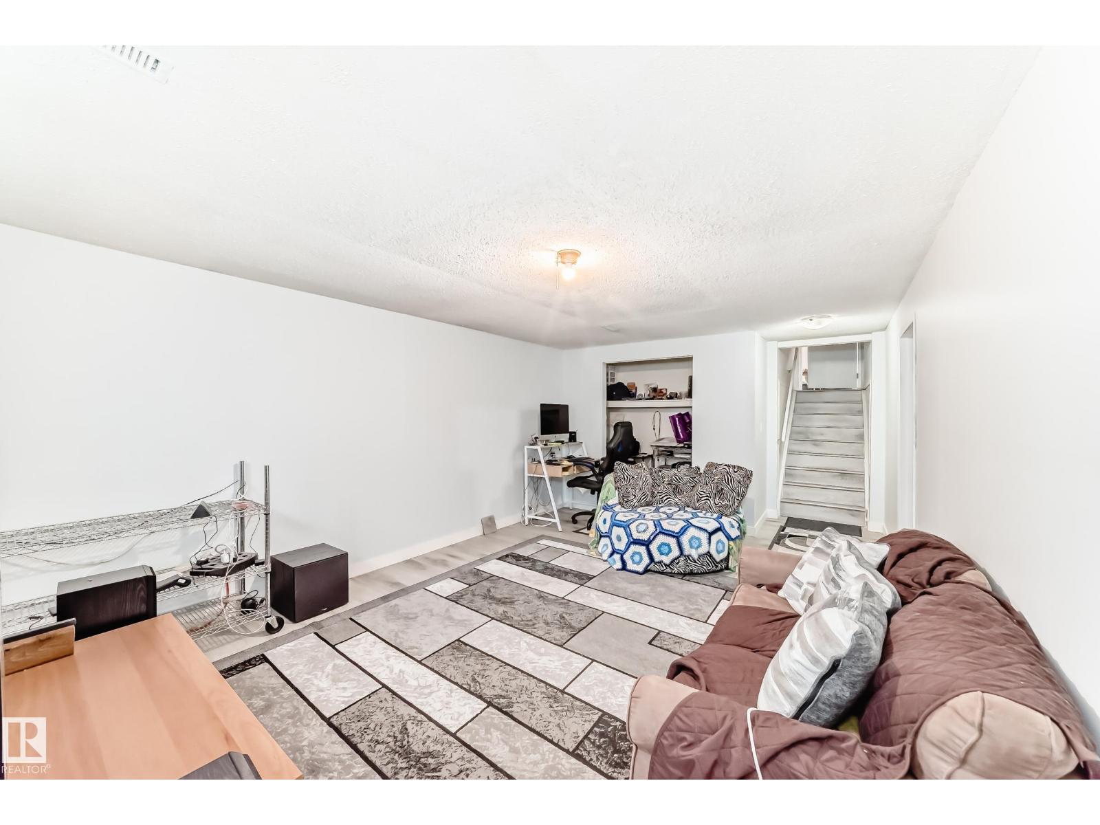 1804 51 ST NW NW - 51