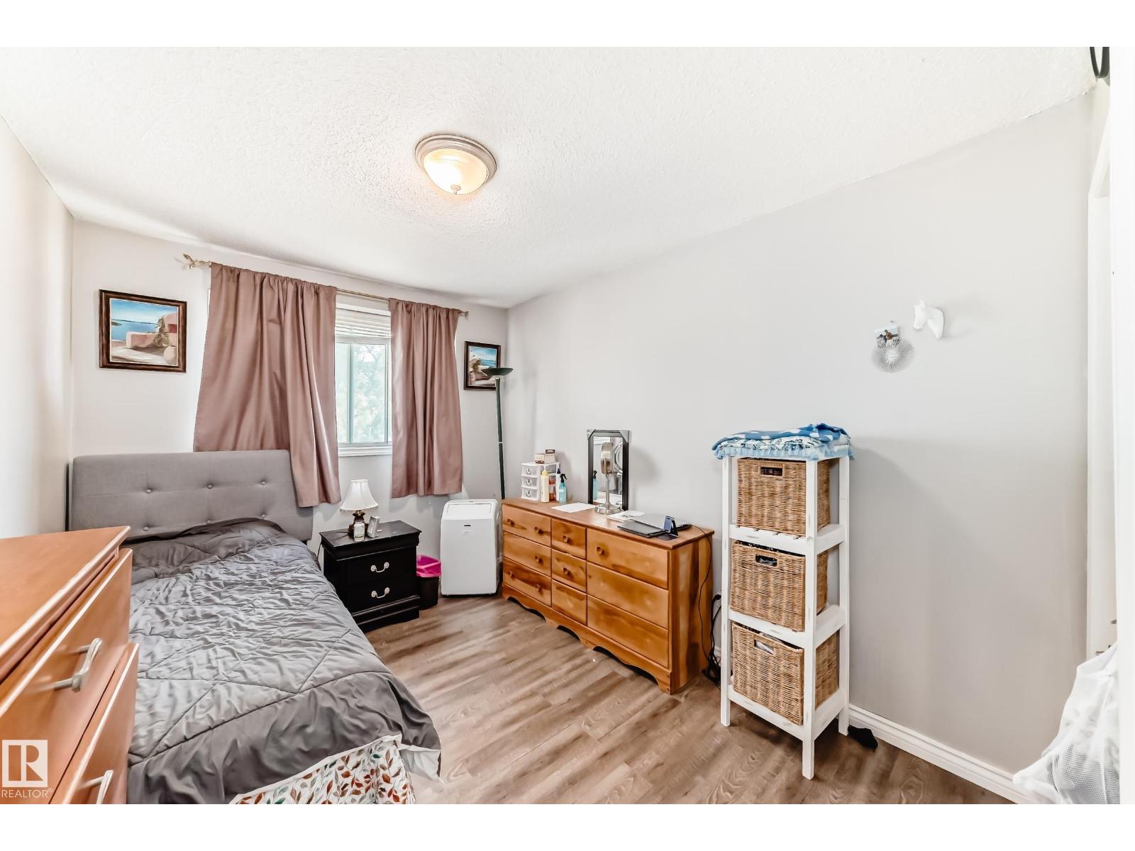 1804 51 ST NW NW - 42