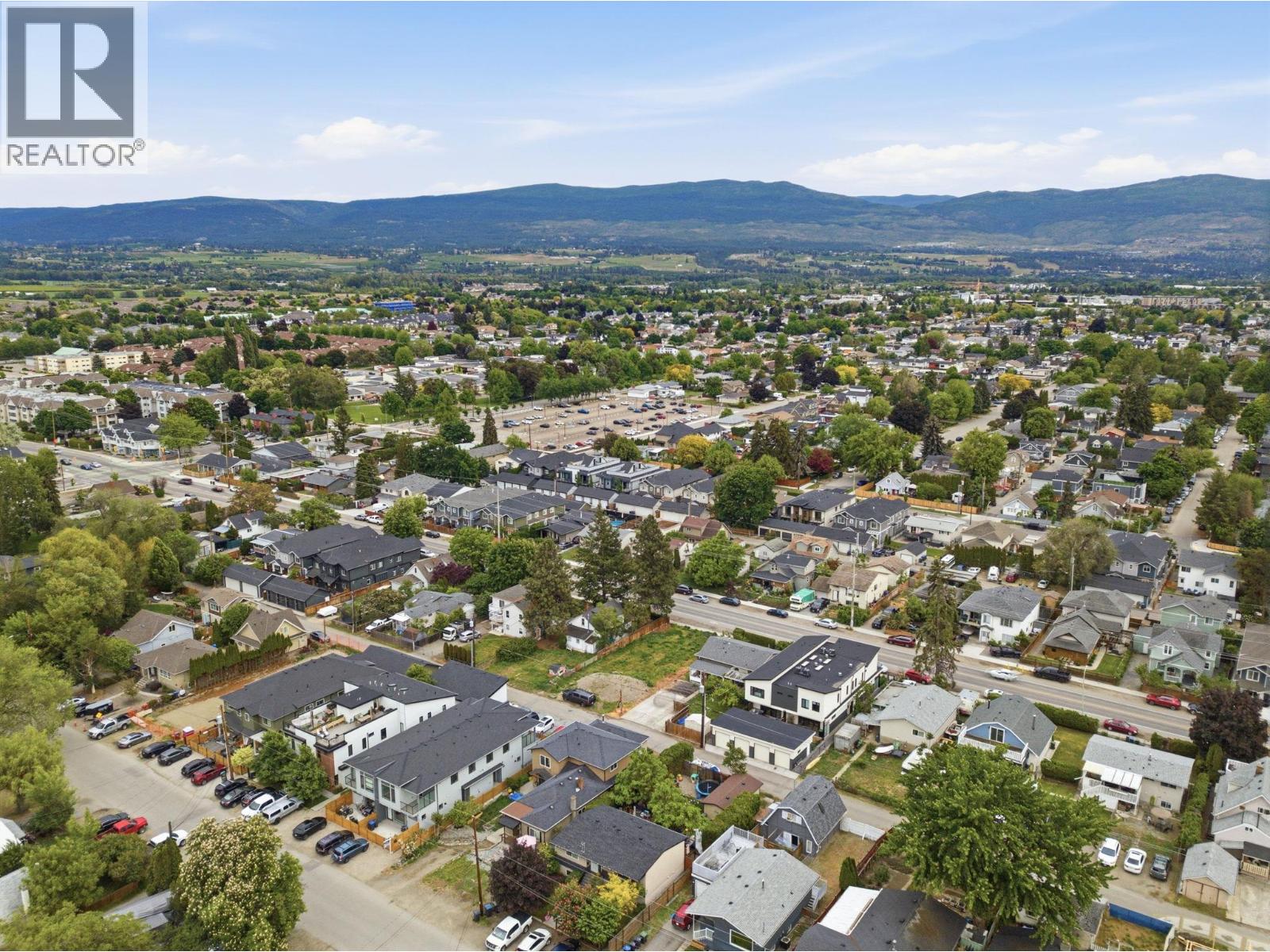  784 Cadder Avenue, Kelowna