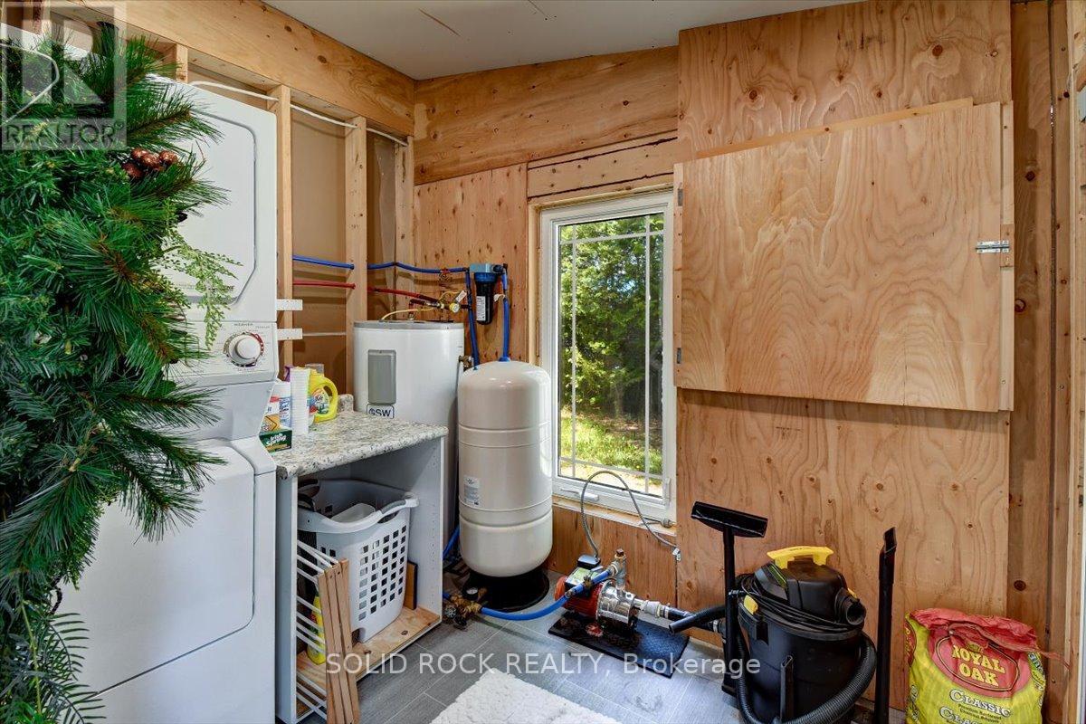54 LAKE ROAD - 22
