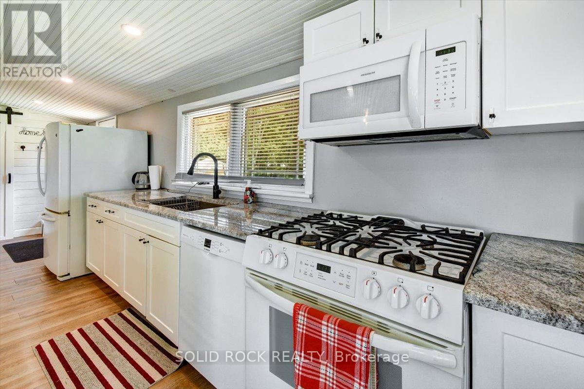 54 LAKE ROAD - 9