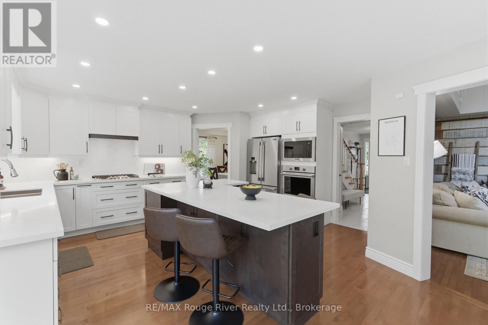 1 STURGESS CRESCENT - 14