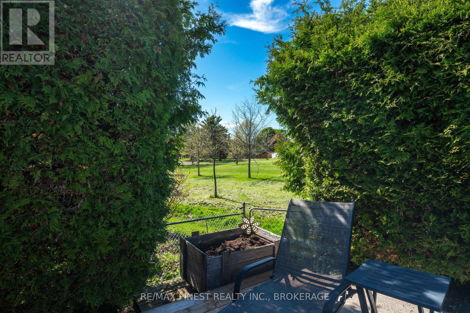 838 WOODSIDE DRIVE - 40
