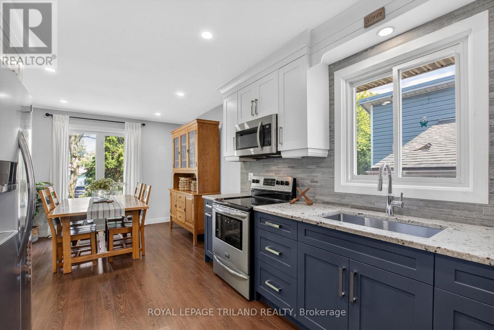 31 BEECHBANK CRESCENT - 9
