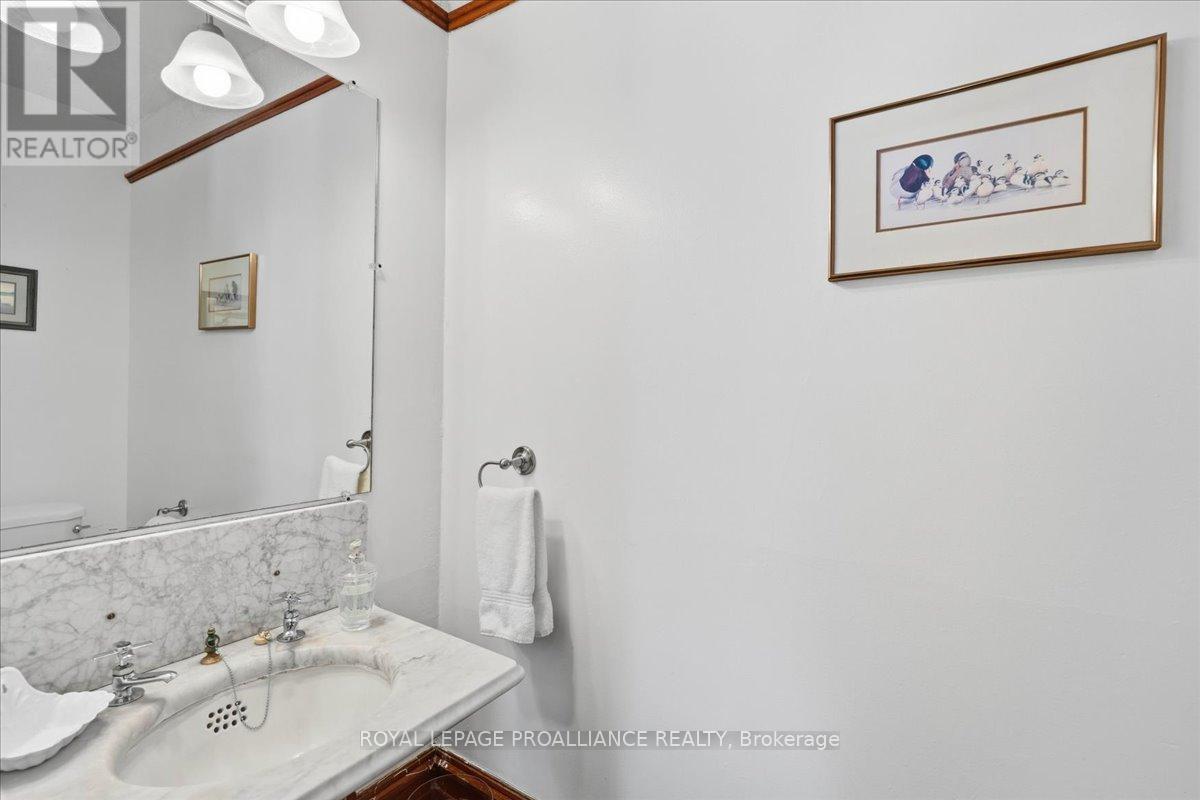 246 COLBORNE STREET - 31