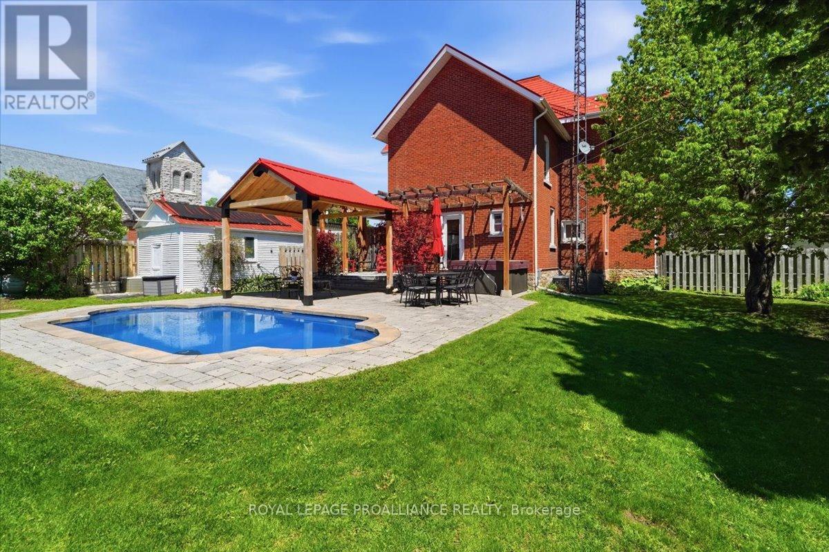 246 COLBORNE STREET - 46